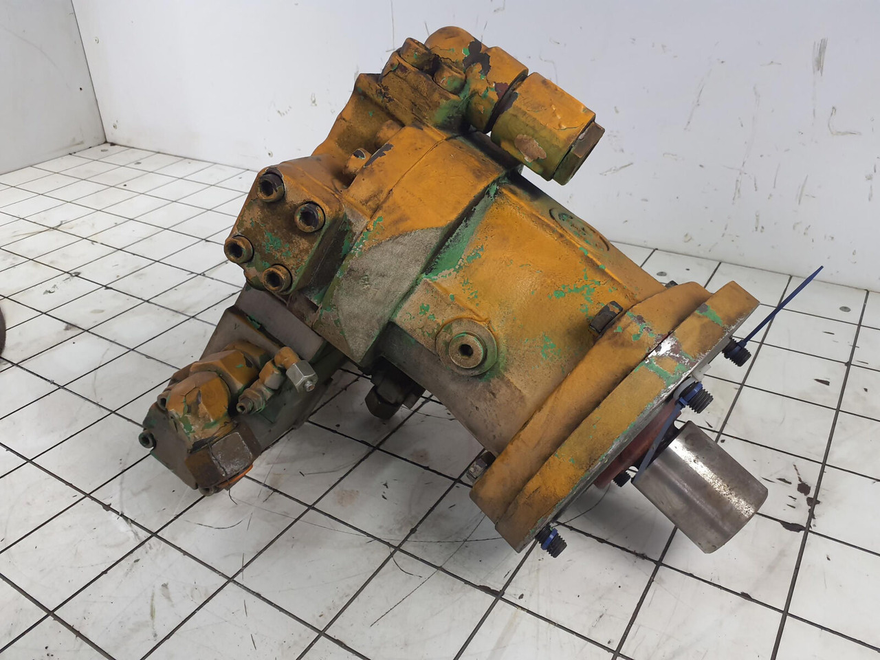 Krupp KMK 5100 hydraulic motor - Pompe hydraulique pour Grue mobile: photos 4 Krupp KMK 5100 hydraulic motor - Pompe hydraulique pour Grue mobile: photos 4