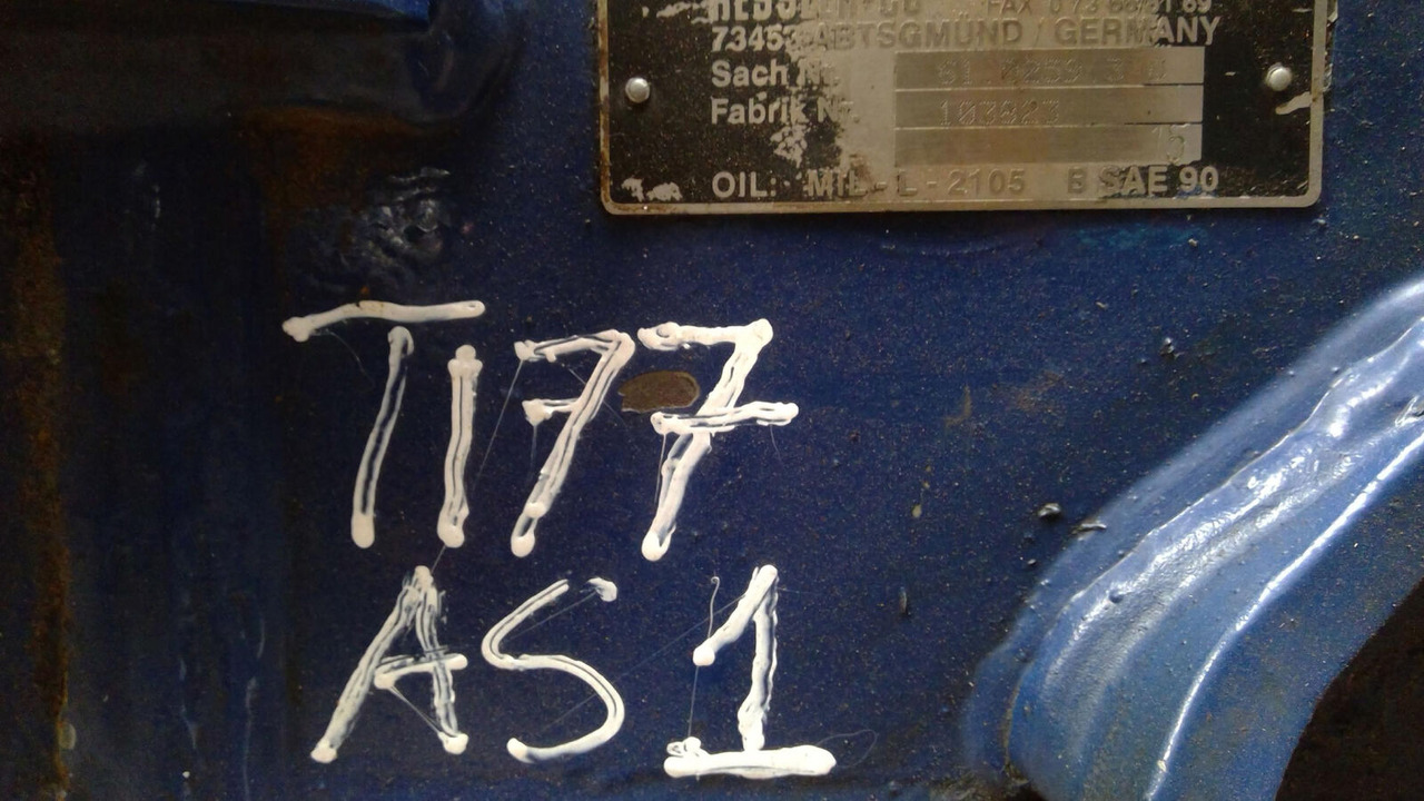 Liebherr LTM 1030-2 axle housing axle 1 - Essieu et pièces pour Grue mobile: photos 4 Liebherr LTM 1030-2 axle housing axle 1 - Essieu et pièces pour Grue mobile: photos 4