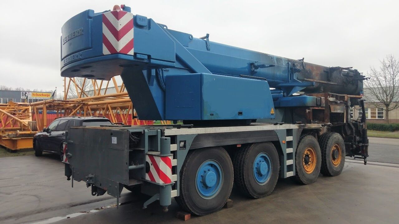 Liebherr LTM 1070-4.1 - Grue mobile: photos 3 Liebherr LTM 1070-4.1 - Grue mobile: photos 3