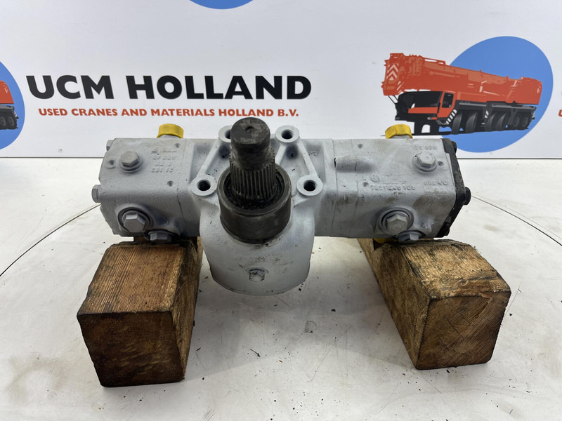 Liebherr LTM 1070 steering box - Colonne de direction pour Grue: photos 3 Liebherr LTM 1070 steering box - Colonne de direction pour Grue: photos 3