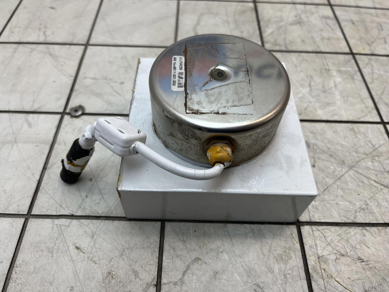 Liebherr LTM 1400-7.1 angle transmitter - Système électrique pour Grue: photos 2 Liebherr LTM 1400-7.1 angle transmitter - Système électrique pour Grue: photos 2