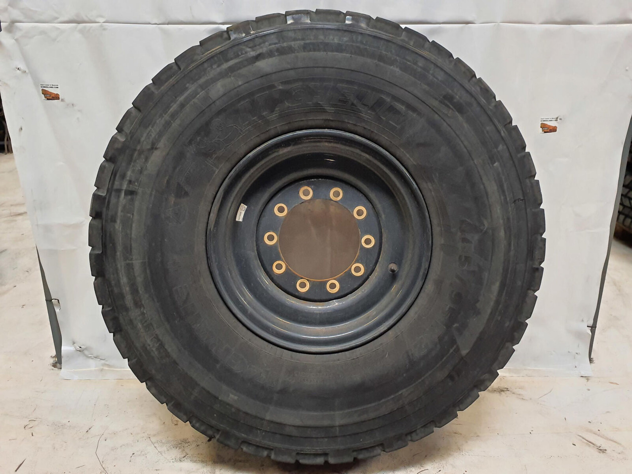 Michelin Wheel 445/95R25 10 12 1p - Roue complète pour Grue: photos 1 Michelin Wheel 445/95R25 10 12 1p - Roue complète pour Grue: photos 1