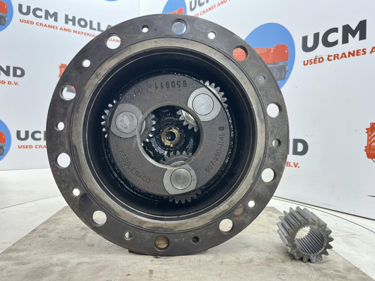 Terex AC 205 planetary gear 17-24-67-32-3pl-H135-42 - Moteur de translation pour Grue mobile: photos 5 Terex AC 205 planetary gear 17-24-67-32-3pl-H135-42 - Moteur de translation pour Grue mobile: photos 5