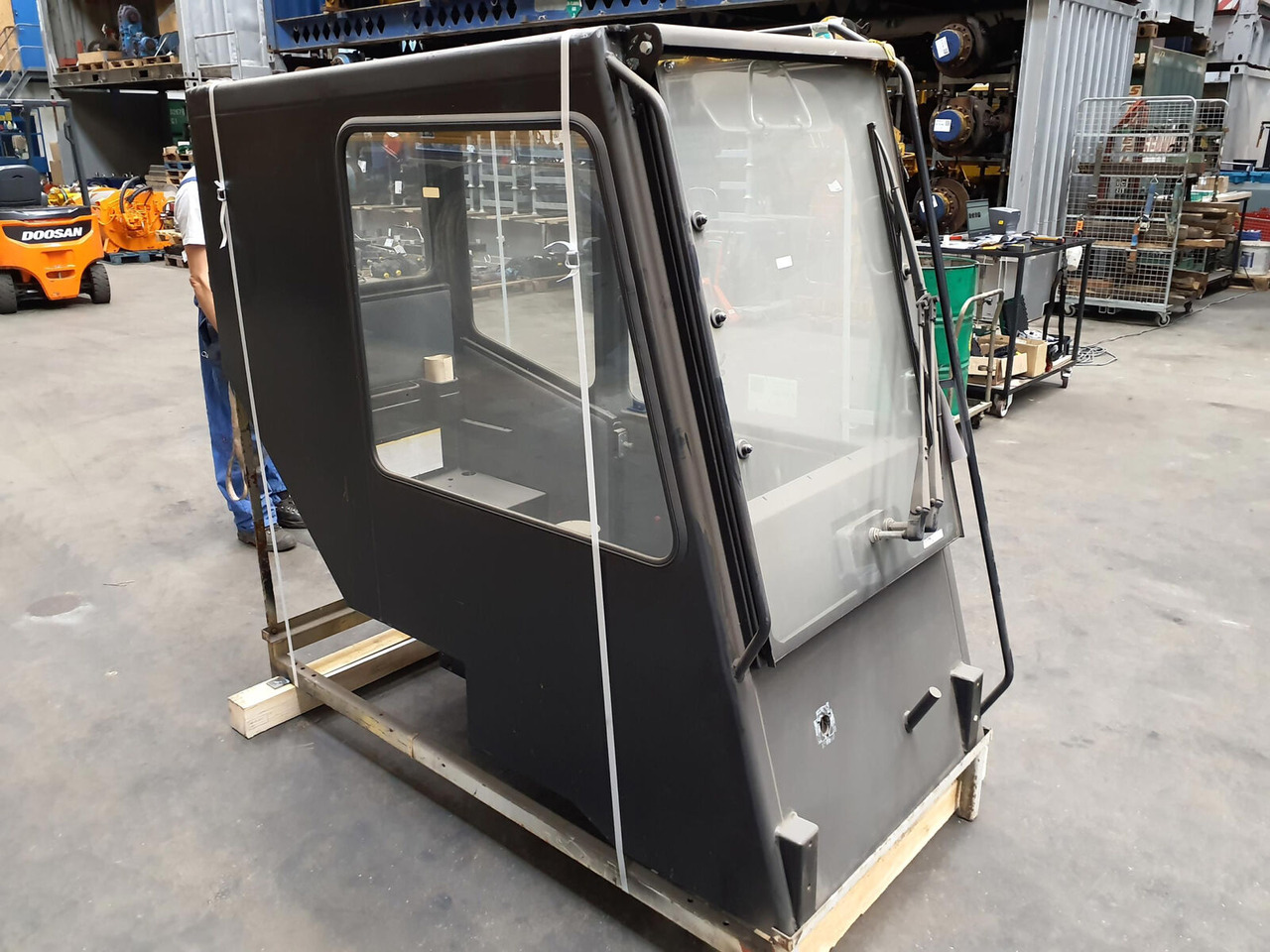 Terex AC upper cabin - Cabine pour Grue mobile: photos 2 Terex AC upper cabin - Cabine pour Grue mobile: photos 2