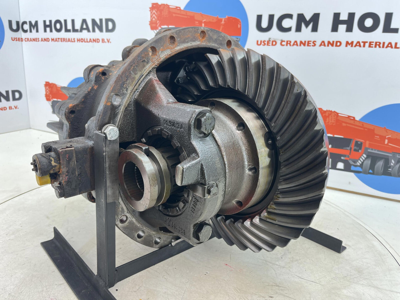 Terex HC 340 drive through differential 13x35 axle 5 - Différentiel pour Grue mobile: photos 1 Terex HC 340 drive through differential 13x35 axle 5 - Différentiel pour Grue mobile: photos 1