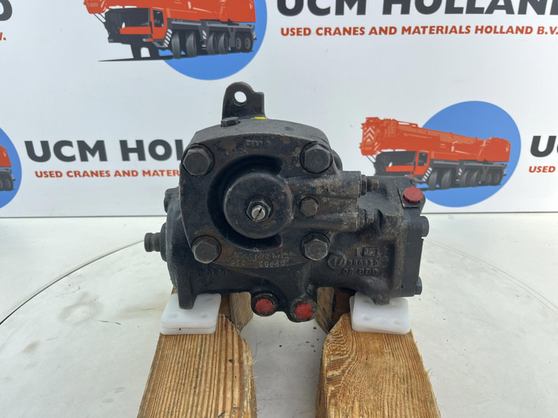 Terex PPM 480 ATT steering box - Boîtier de direction pour Grue: photos 3 Terex PPM 480 ATT steering box - Boîtier de direction pour Grue: photos 3