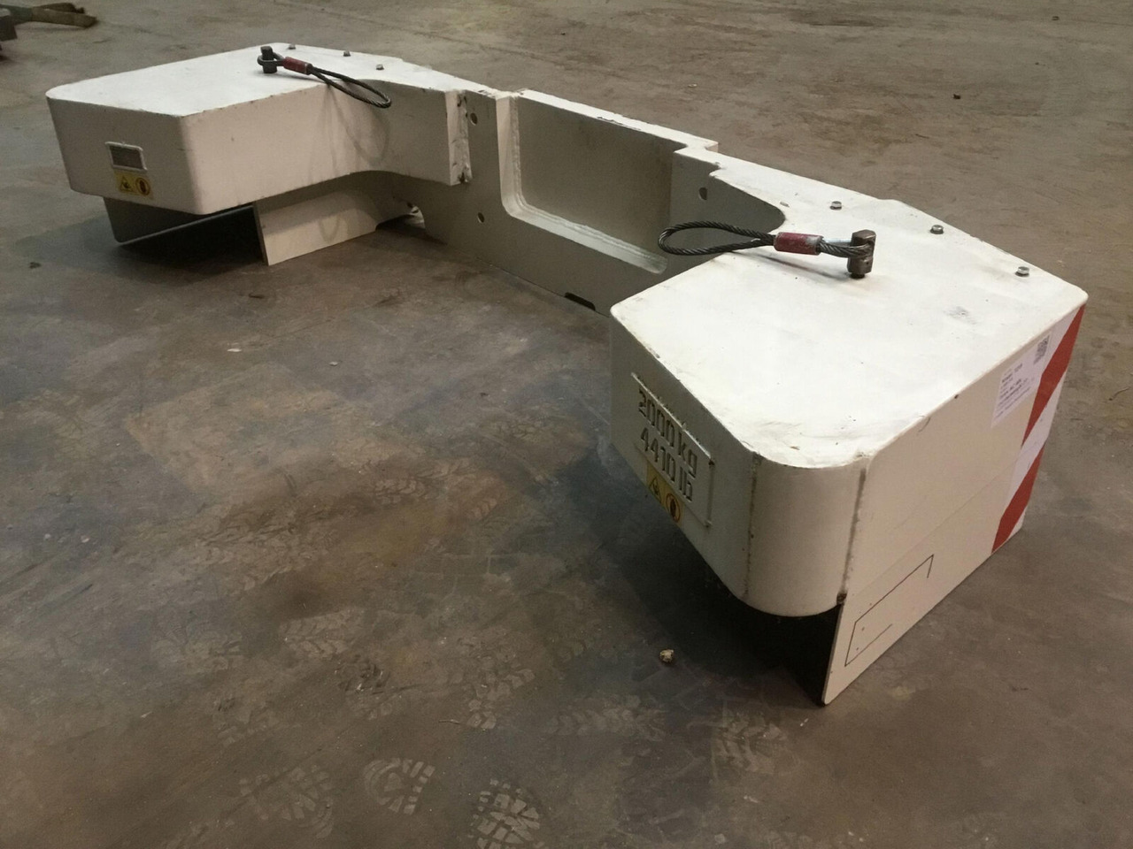 Terex Terex AC 40L counterweight 2T - Contrepoids pour Grue mobile: photos 3 Terex Terex AC 40L counterweight 2T - Contrepoids pour Grue mobile: photos 3