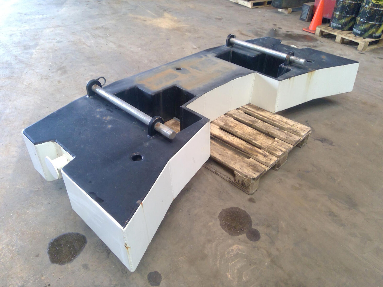 Terex Terex Challenger 3160 counterweight 2,26 Ton - Contrepoids pour Grue mobile: photos 3 Terex Terex Challenger 3160 counterweight 2,26 Ton - Contrepoids pour Grue mobile: photos 3