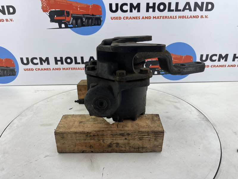 Terex ZF Steering box 135bar - Colonne de direction pour Grue: photos 2 Terex ZF Steering box 135bar - Colonne de direction pour Grue: photos 2