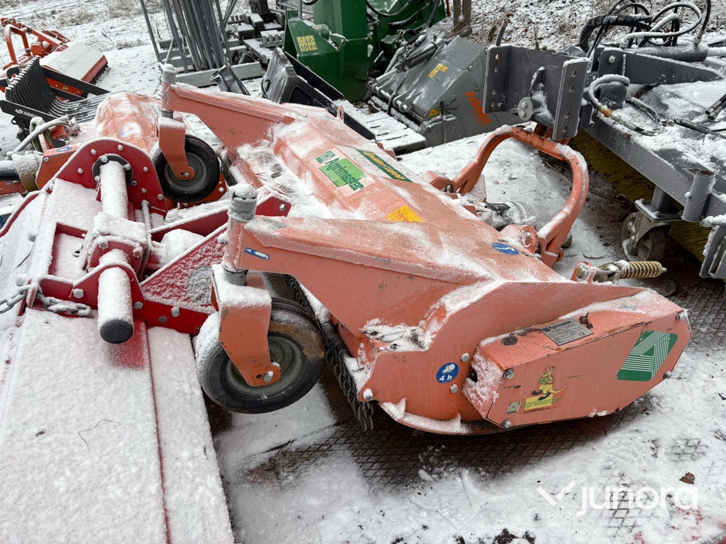 Betesputs - Agrimaster Spider 1800 - Broyeur à axe horizontal: photos 1 Betesputs - Agrimaster Spider 1800 - Broyeur à axe horizontal: photos 1