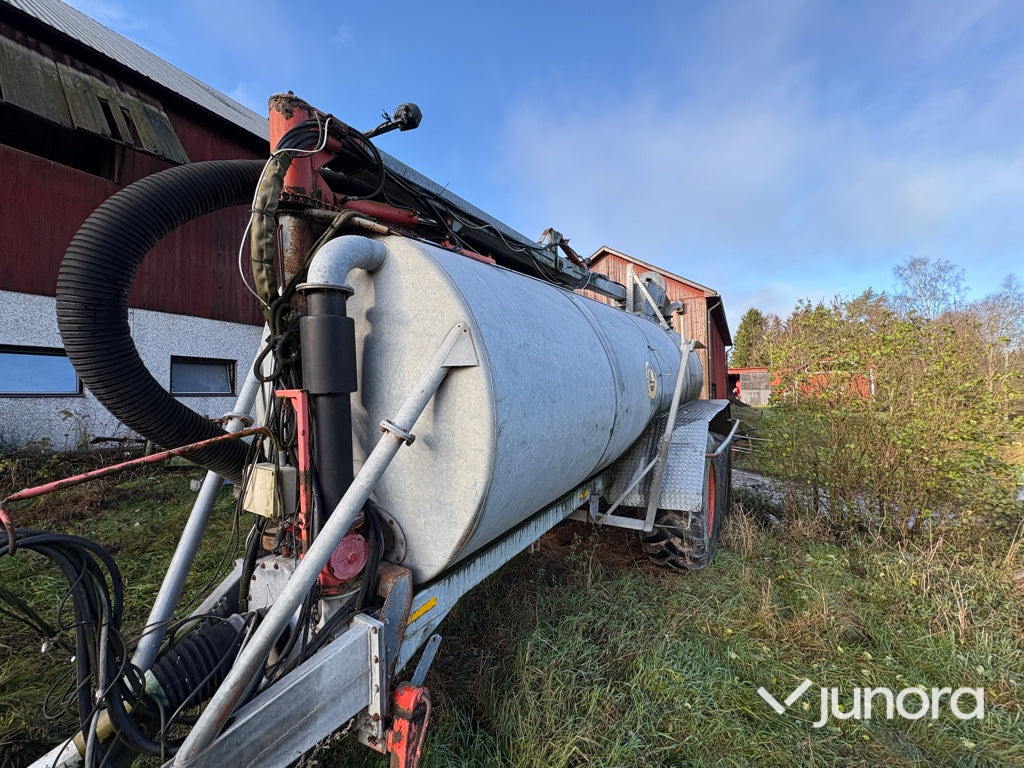 Gödseltunna - KIMADAN 15 kubik - Tonne à lisier: photos 3 Gödseltunna - KIMADAN 15 kubik - Tonne à lisier: photos 3