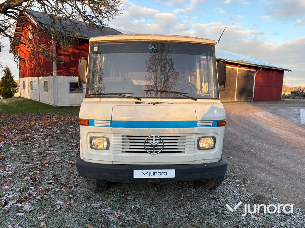 Husbil - Mercedes-Benz L 508D - Fourgon aménagé: photos 2 Husbil - Mercedes-Benz L 508D - Fourgon aménagé: photos 2