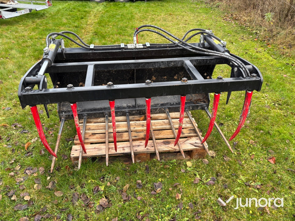 Krokodilgrip - TIK - Matériel d'ensilage: photos 2 Krokodilgrip - TIK - Matériel d'ensilage: photos 2