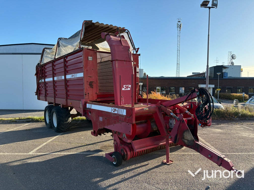 Självlastarvagn - JF ES 3500 - Autochargeuse: photos 1 Självlastarvagn - JF ES 3500 - Autochargeuse: photos 1