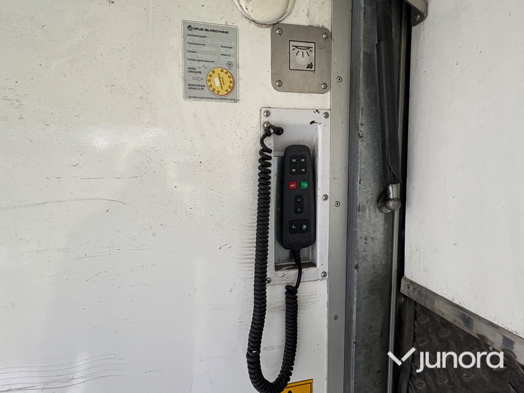 Camion fourgon Skåpbil - Scania R410LB: photos 30 Camion fourgon Skåpbil - Scania R410LB: photos 30