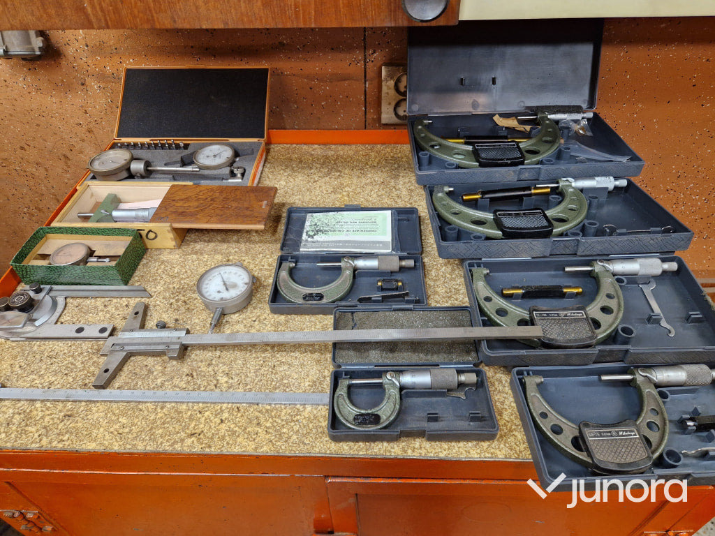 Svarv – TOS SV13R, medföljande tillbehör - Tour à métaux: photos 4 Svarv – TOS SV13R, medföljande tillbehör - Tour à métaux: photos 4