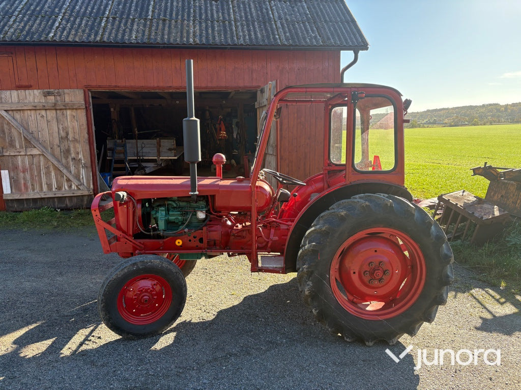 Traktor - Volvo BM 320 - Tracteur agricole: photos 2 Traktor - Volvo BM 320 - Tracteur agricole: photos 2