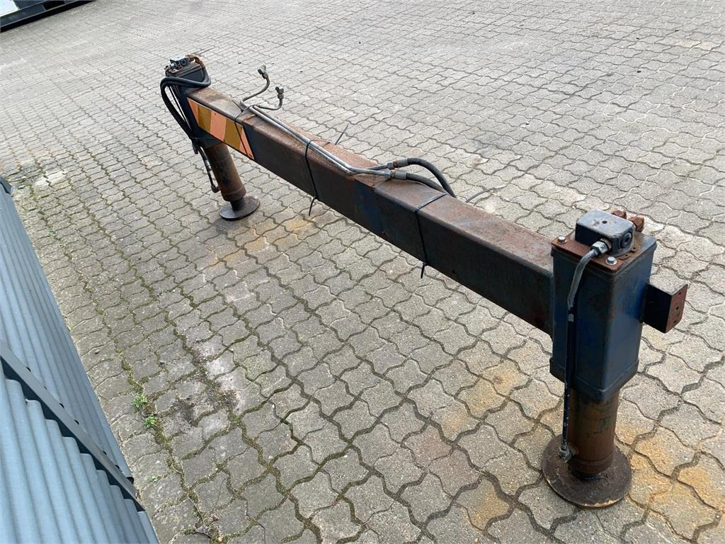 HMF Støttebensbom til kran - Accessoire pour Engins de chantier: photos 2 HMF Støttebensbom til kran - Accessoire pour Engins de chantier: photos 2