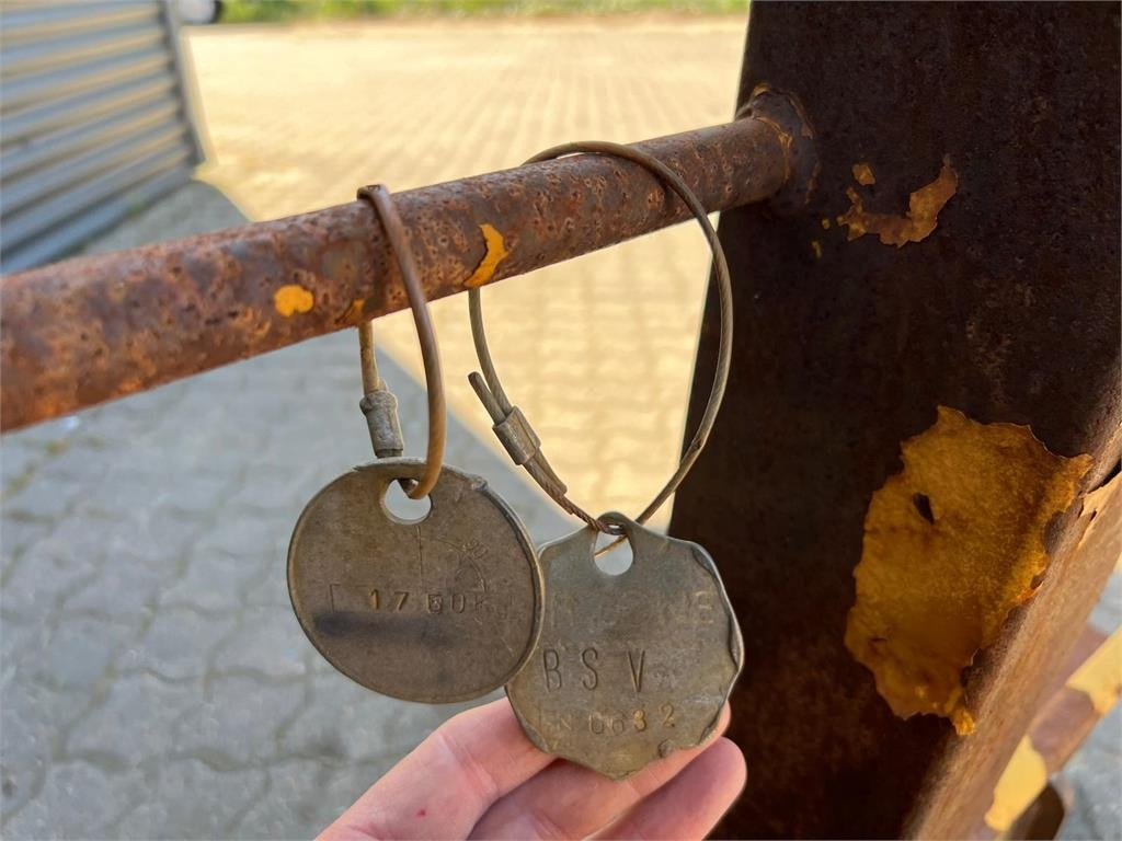 BSV 1750 kg Pallegaffel - Fourches: photos 2 BSV 1750 kg Pallegaffel - Fourches: photos 2