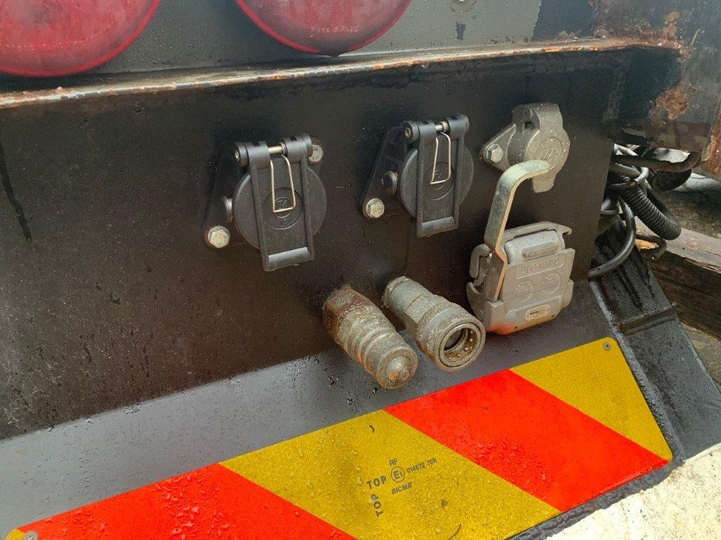 Carrosserie et extérieur pour Camion HMF 20,5 T-M kran konsol med træktravers: photos 9 Carrosserie et extérieur pour Camion HMF 20,5 T-M kran konsol med træktravers: photos 9