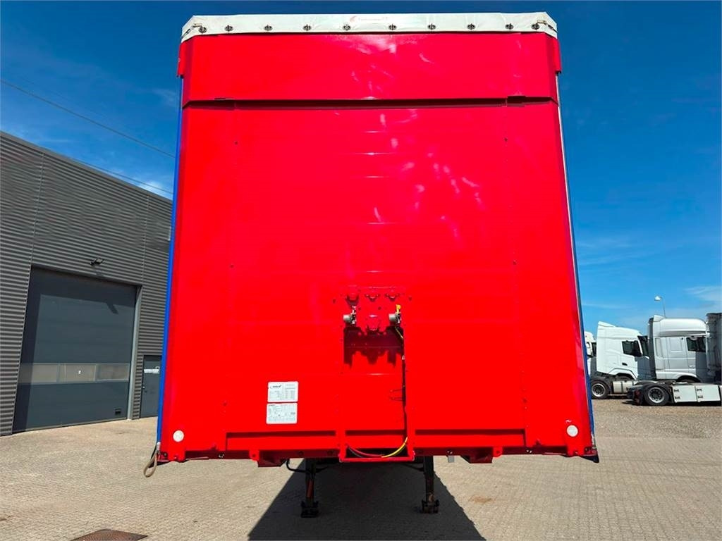 Hangler 3-aks gardintrailer hævetag + skydetag - Semi-remorque rideaux coulissants: photos 2 Hangler 3-aks gardintrailer hævetag + skydetag - Semi-remorque rideaux coulissants: photos 2