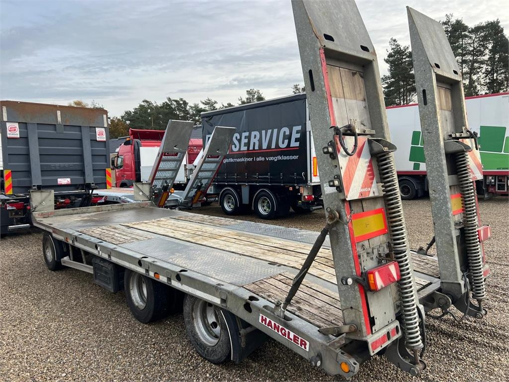 Hangler DTS-H 300P - 30-24 ton totalvægt - Remorque porte-engin surbaissée: photos 3 Hangler DTS-H 300P - 30-24 ton totalvægt - Remorque porte-engin surbaissée: photos 3