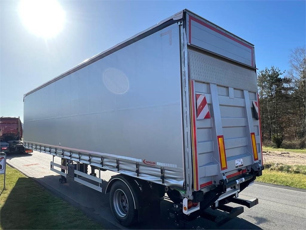 Hangler SES-H 250 RoadRunner RH 140 27-pallers - Gardintra - Semi-remorque rideaux coulissants: photos 2 Hangler SES-H 250 RoadRunner RH 140 27-pallers - Gardintra - Semi-remorque rideaux coulissants: photos 2