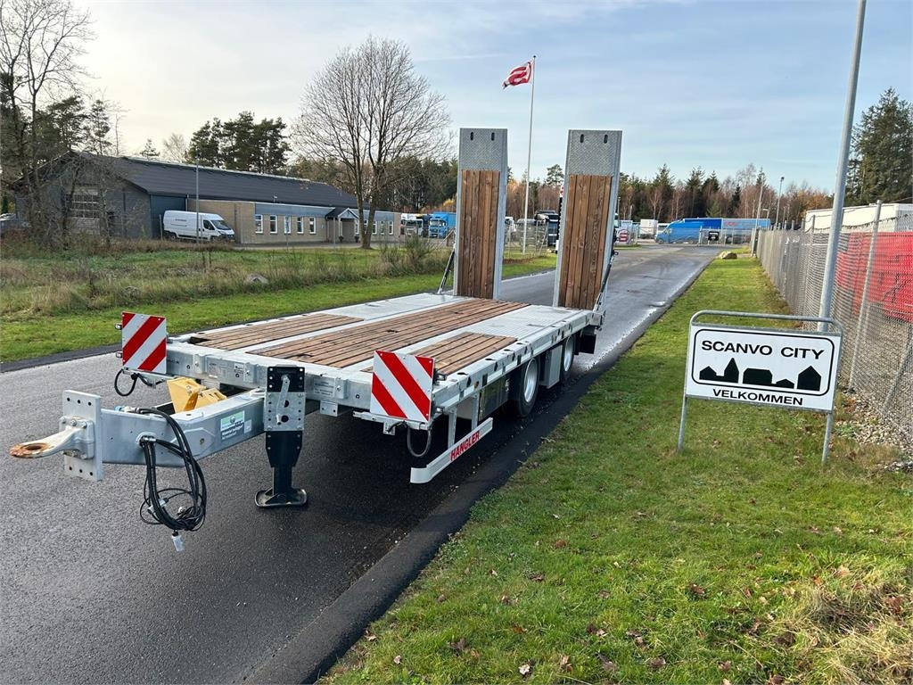 Hangler TPS-H 210 Jumbo-Z - 20 ton hydr. ramper - Remorque porte-engin surbaissée: photos 2 Hangler TPS-H 210 Jumbo-Z - 20 ton hydr. ramper - Remorque porte-engin surbaissée: photos 2