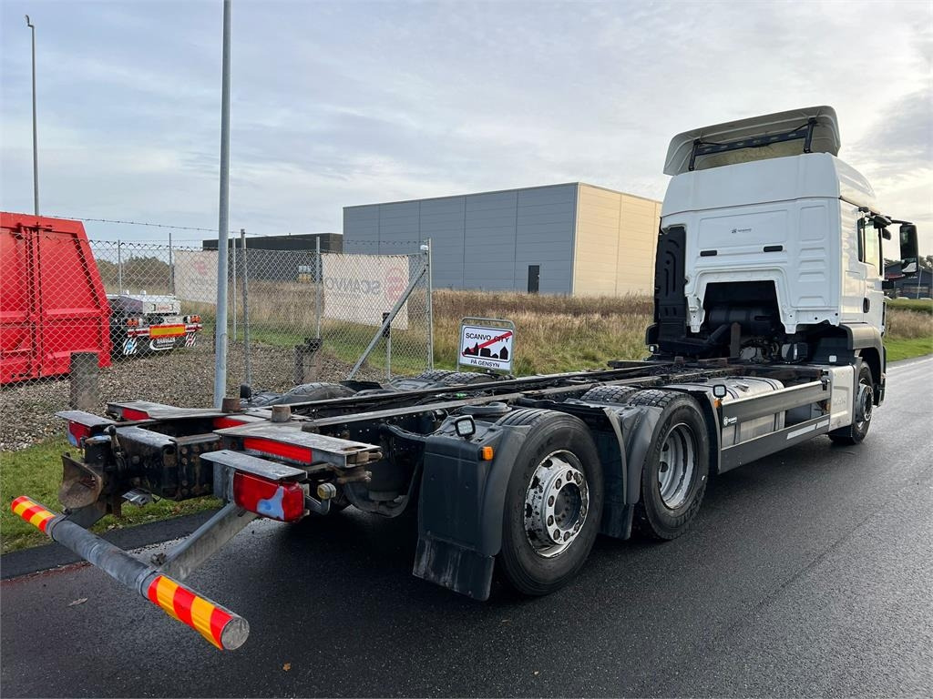 MAN TGS 26-440 6x2-4 LL - Camion porte-conteneur/ Caisse mobile: photos 4 MAN TGS 26-440 6x2-4 LL - Camion porte-conteneur/ Caisse mobile: photos 4