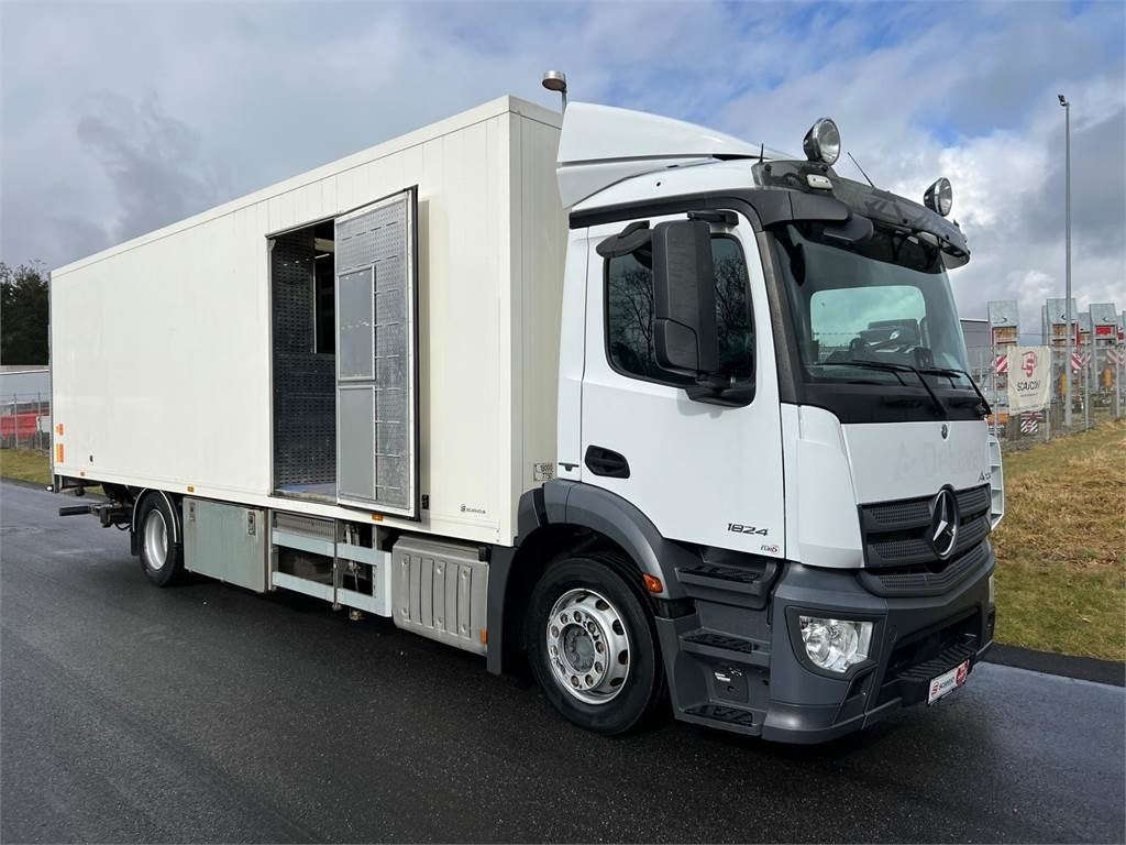 Mercedes-Benz Antos 1824 LnR - Camion fourgon: photos 4 Mercedes-Benz Antos 1824 LnR - Camion fourgon: photos 4