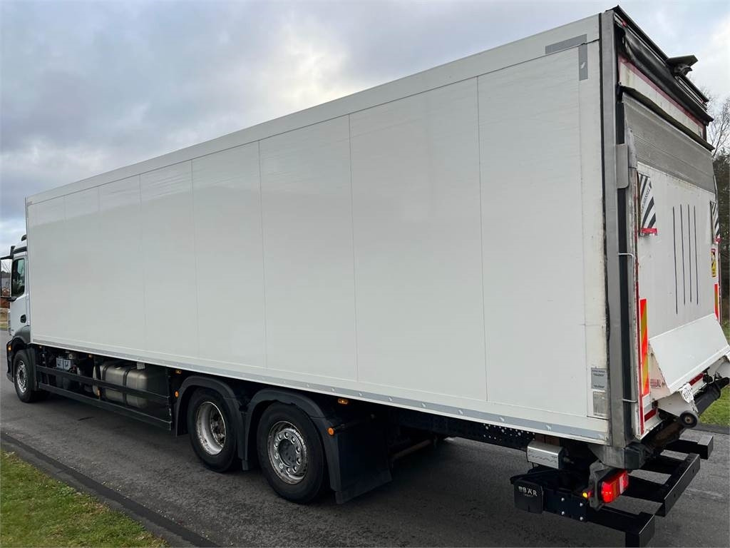 Mercedes-Benz Antos 2533 L - Camion fourgon: photos 2 Mercedes-Benz Antos 2533 L - Camion fourgon: photos 2