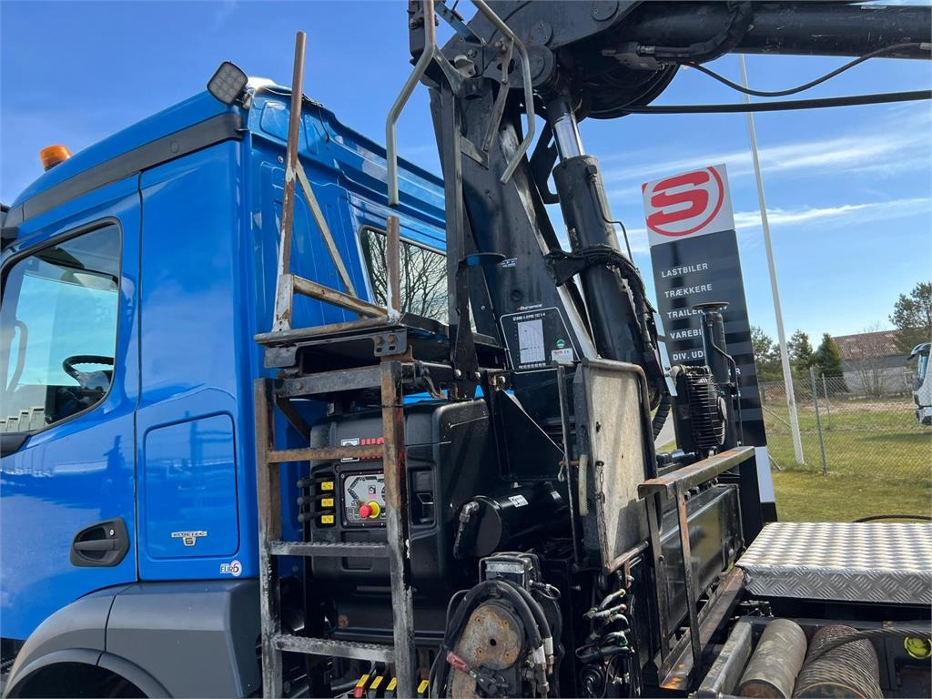 Mercedes-Benz Antos 2546 - Hiab 192 E kran  - Camion multibenne: photos 4 Mercedes-Benz Antos 2546 - Hiab 192 E kran  - Camion multibenne: photos 4