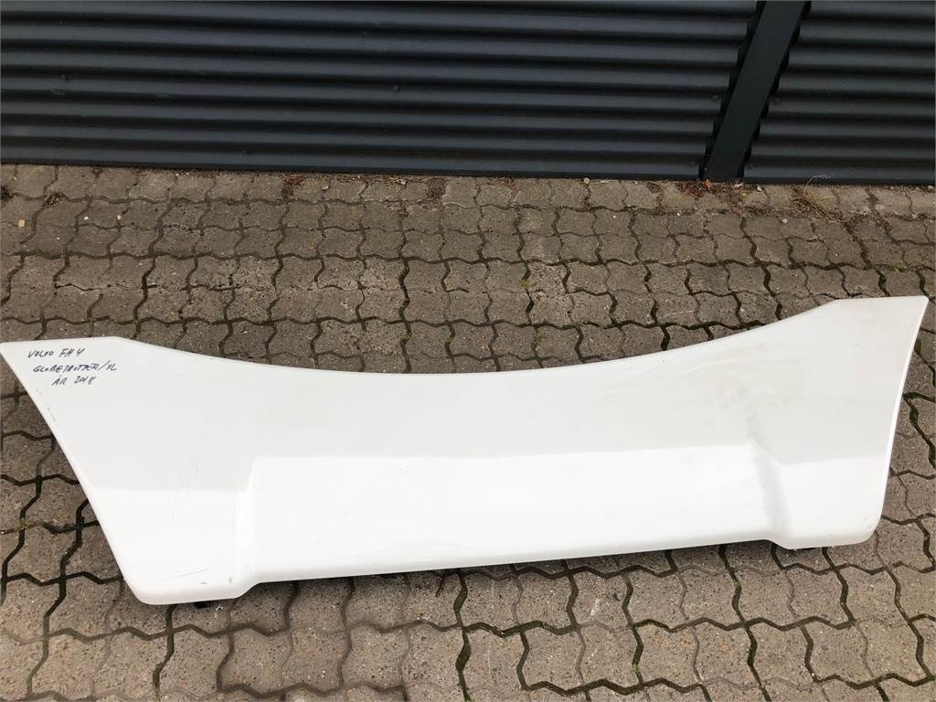 Volvo Tagspoiler Volvo FH Globetrotter 2018 - Aérodynamique/ Spoilers pour Camion: photos 2 Volvo Tagspoiler Volvo FH Globetrotter 2018 - Aérodynamique/ Spoilers pour Camion: photos 2