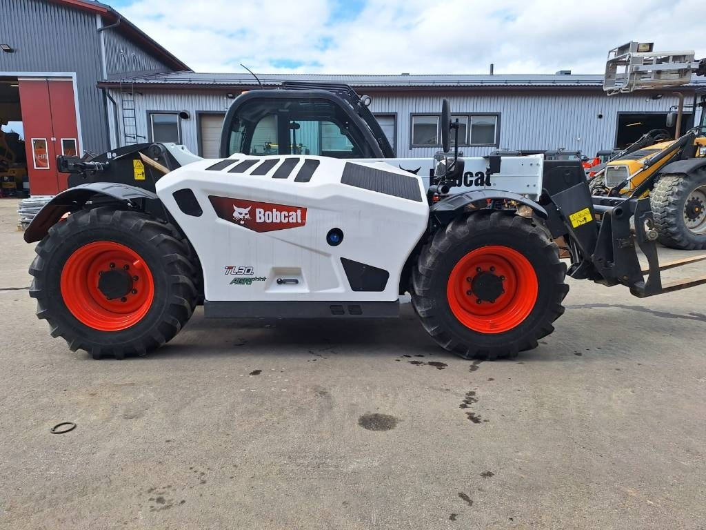 Bobcat TL30.70 AGRI - Chariot télescopique: photos 5 Bobcat TL30.70 AGRI - Chariot télescopique: photos 5