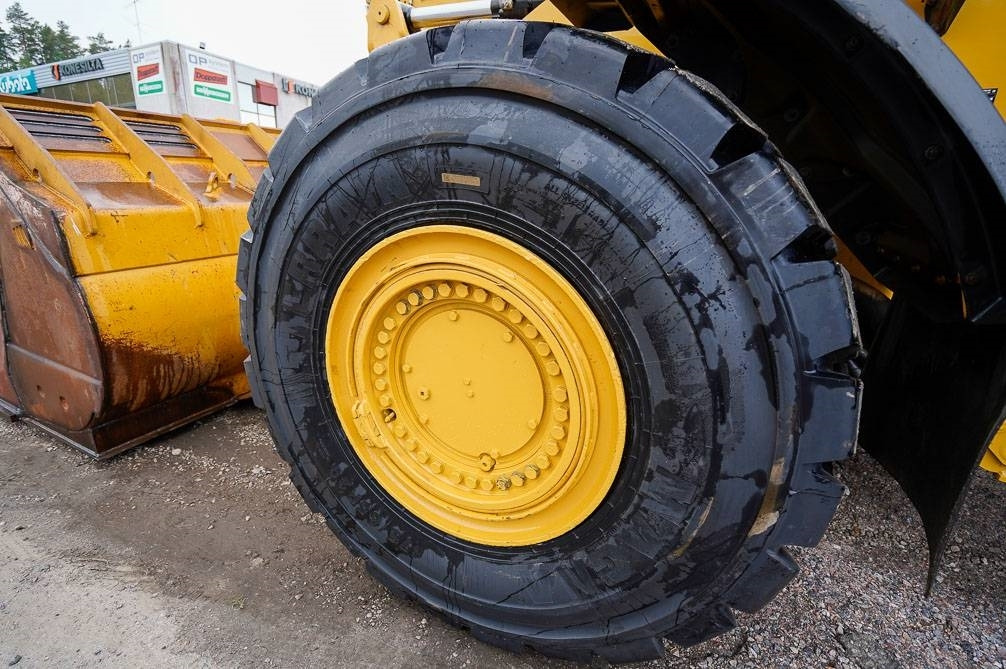 Chargeuse sur pneus CAT 982M UUDET RENKAAT: photos 12