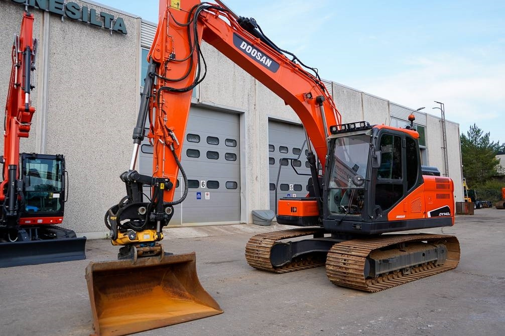 Doosan DX140LC-5 EPS ENGCON - Pelle sur chenille: photos 2 Doosan DX140LC-5 EPS ENGCON - Pelle sur chenille: photos 2