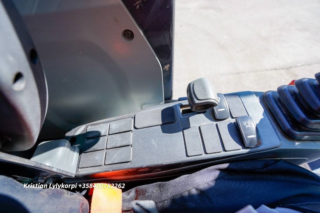 Pelle sur chenille Doosan DX140LCR-5: photos 27