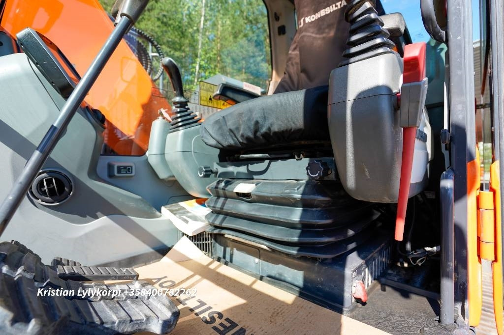 Pelle sur chenille Doosan DX140LCR-5: photos 24