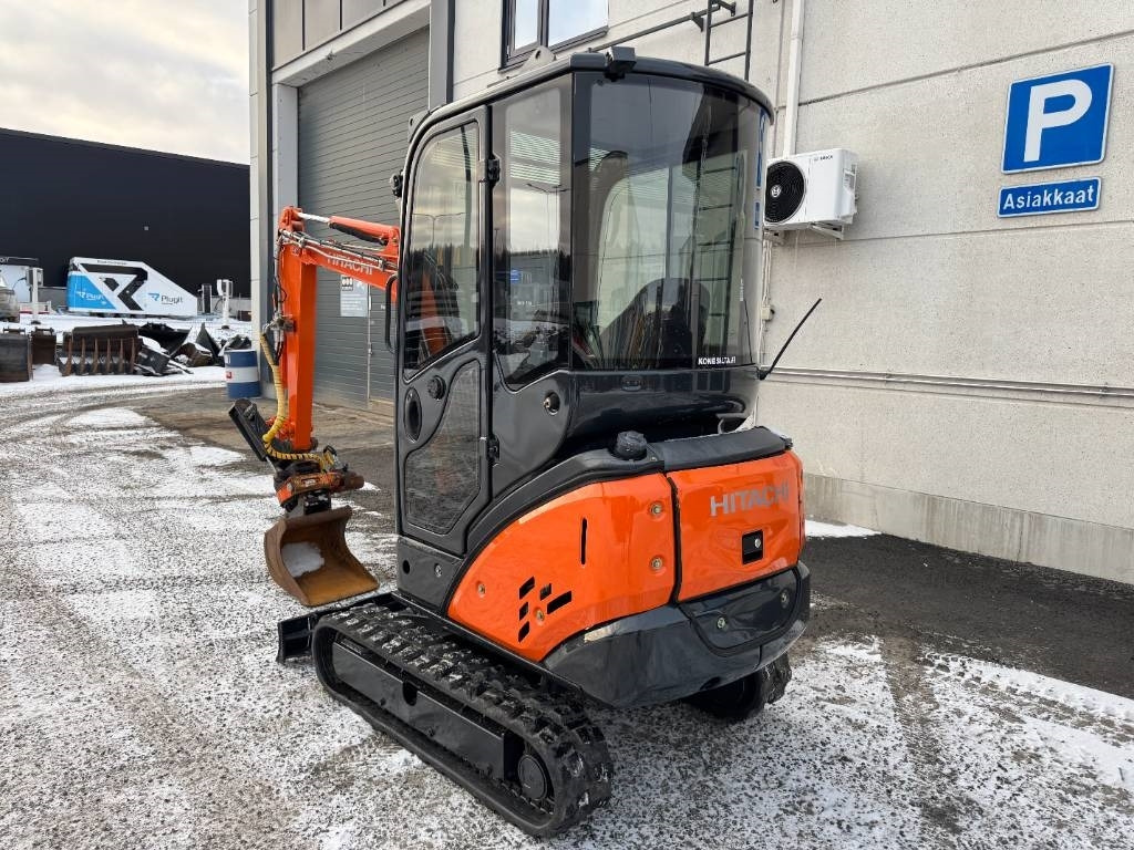 Hitachi ZX 18-3 CLR Kallistaja ja pyöritys - Mini pelle: photos 3 Hitachi ZX 18-3 CLR Kallistaja ja pyöritys - Mini pelle: photos 3