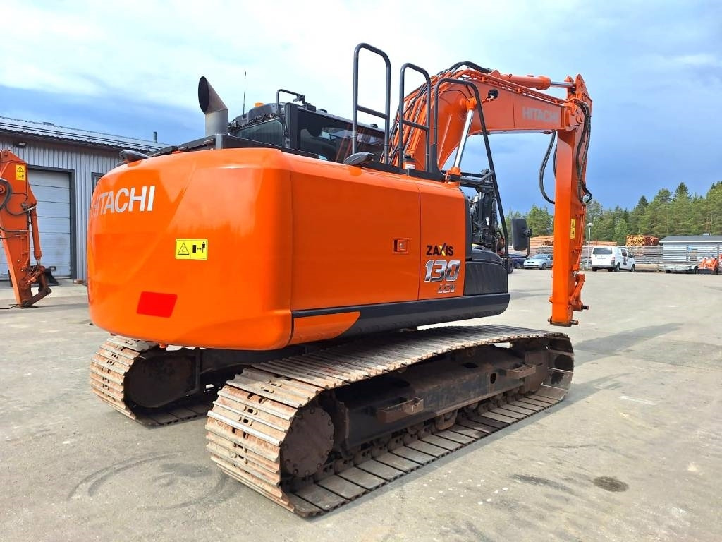 Hitachi ZX130LCN-7 - Pelle sur chenille: photos 4 Hitachi ZX130LCN-7 - Pelle sur chenille: photos 4