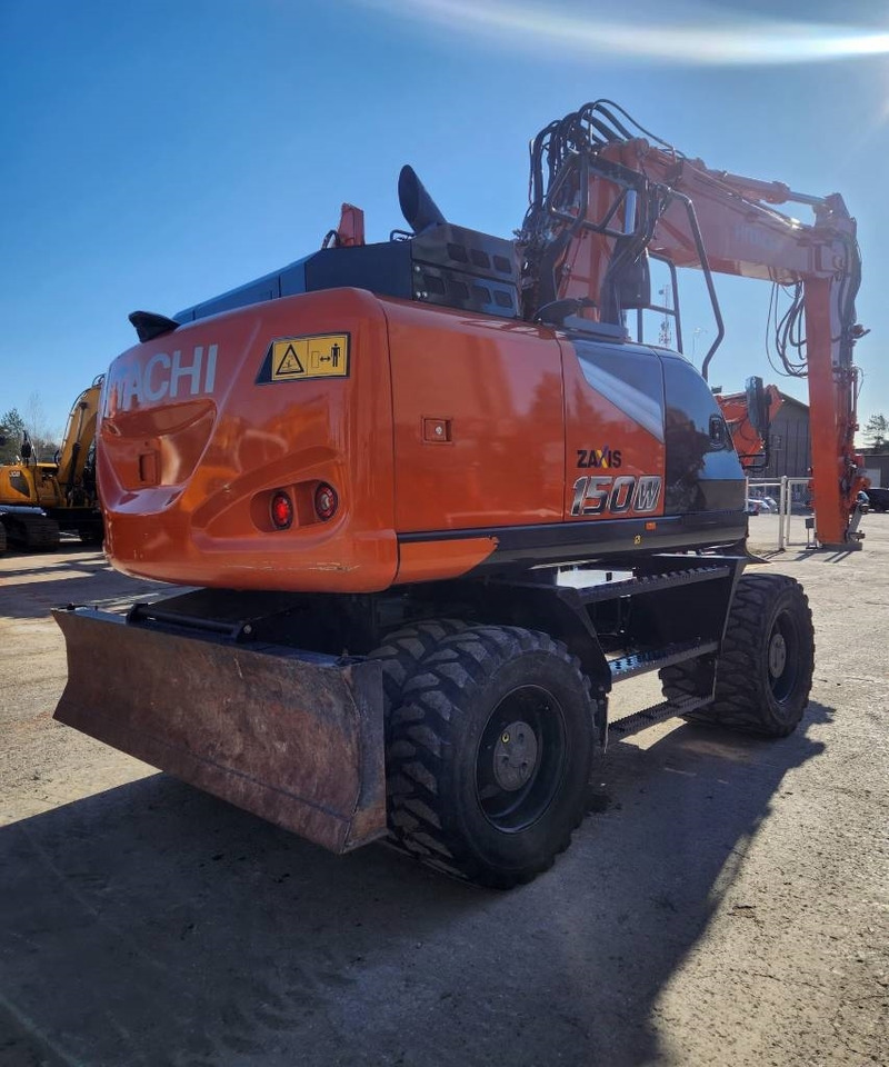 Hitachi ZX150W-7 STAGE 5 - Pelle sur pneus: photos 5 Hitachi ZX150W-7 STAGE 5 - Pelle sur pneus: photos 5