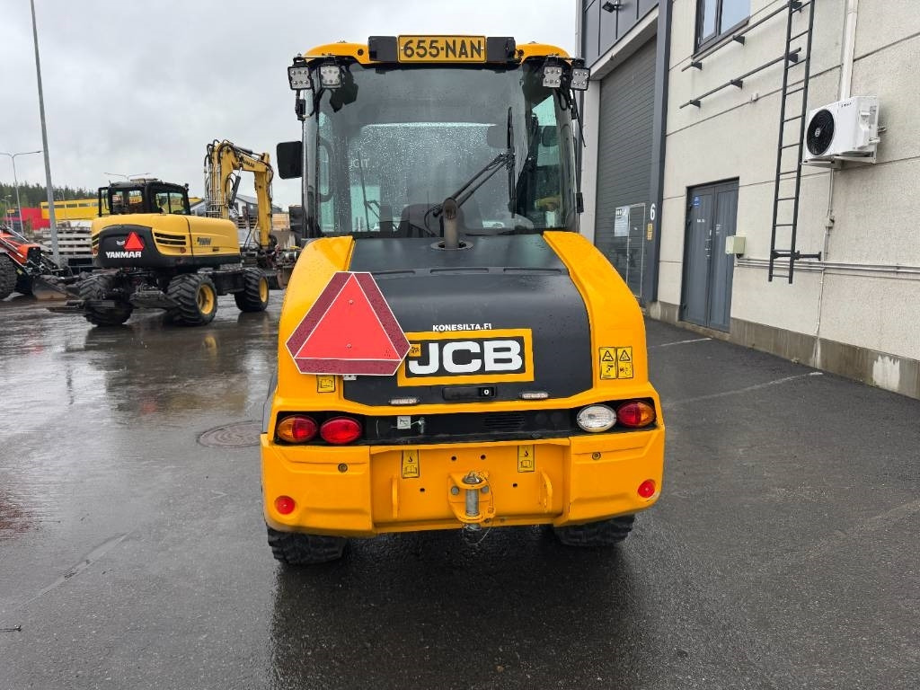 JCB 407 SV RUNSAASTI LISÄVARUSTEITA - Chargeuse sur pneus: photos 5 JCB 407 SV RUNSAASTI LISÄVARUSTEITA - Chargeuse sur pneus: photos 5