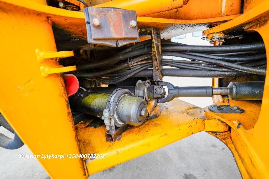 Chargeuse sur pneus JCB 412S LAMELLIRENKAILLA: photos 19