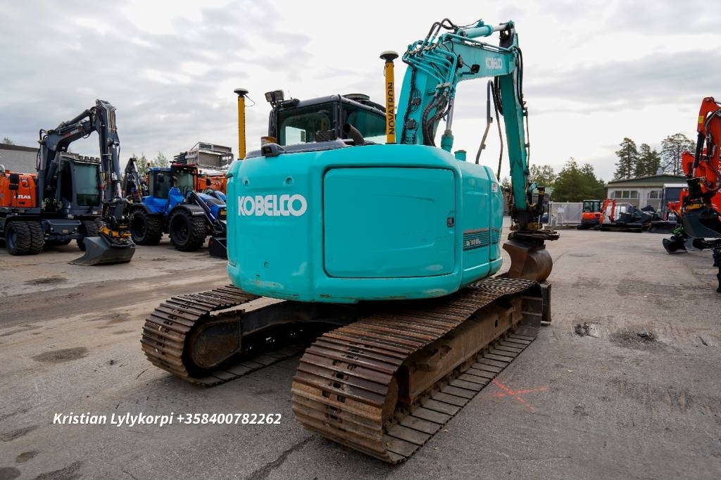 Kobelco SK140SRLC-3 DOZER 3D - Pelle sur chenille: photos 4 Kobelco SK140SRLC-3 DOZER 3D - Pelle sur chenille: photos 4