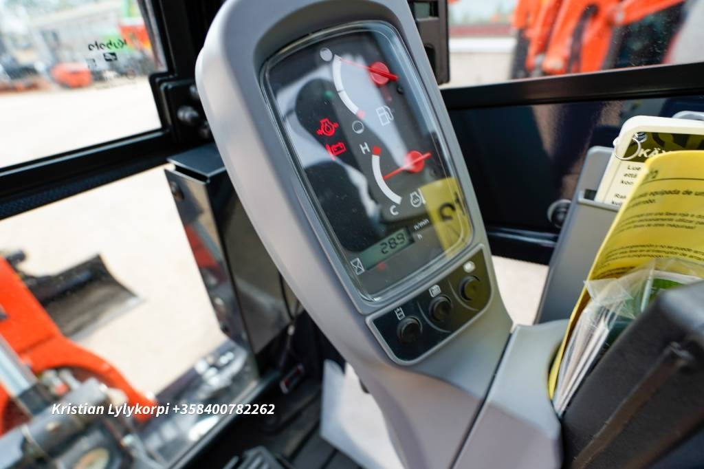 Kubota KX019-4 PYÖRITTÄJÄLLÄ  — crédit-bail Kubota KX019-4 PYÖRITTÄJÄLLÄ: photos 19