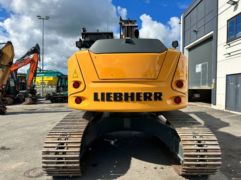 Liebherr R 920 Rototilt  - Pelle sur chenille: photos 3 Liebherr R 920 Rototilt  - Pelle sur chenille: photos 3