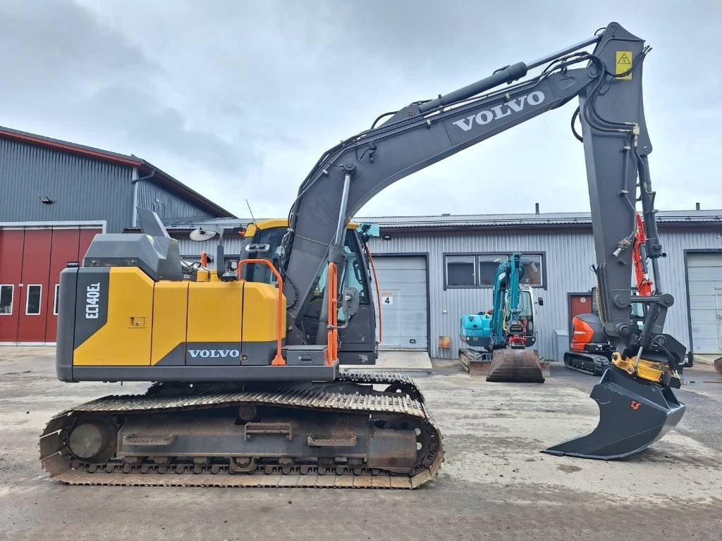 Volvo EC140EL PYÖRITTÄJÄLLÄ - Pelle sur chenille: photos 5 Volvo EC140EL PYÖRITTÄJÄLLÄ - Pelle sur chenille: photos 5