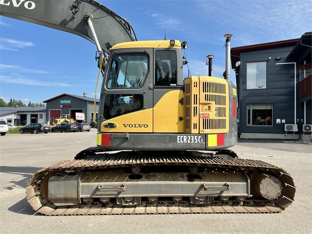 Volvo ECR235CL PYÖRITTÄJÄ, 3D-LAITTEET - Pelle sur chenille: photos 2 Volvo ECR235CL PYÖRITTÄJÄ, 3D-LAITTEET - Pelle sur chenille: photos 2