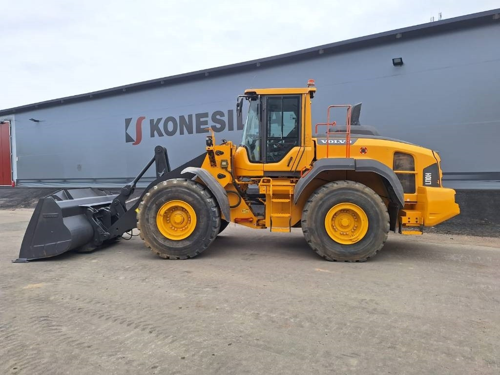 Volvo L110H MYYTY! SOLD! LONG BOOM, VAAKA, YM - Chargeuse sur pneus: photos 1 Volvo L110H MYYTY! SOLD! LONG BOOM, VAAKA, YM - Chargeuse sur pneus: photos 1