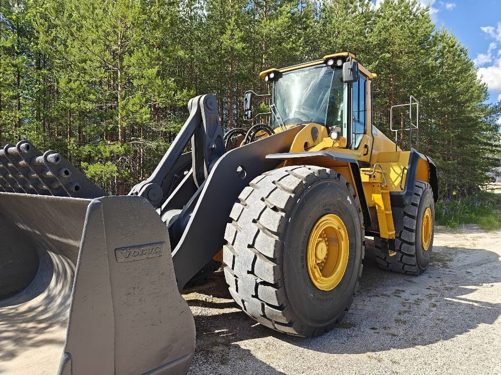 Volvo L220H - Chargeuse sur pneus: photos 3 Volvo L220H - Chargeuse sur pneus: photos 3